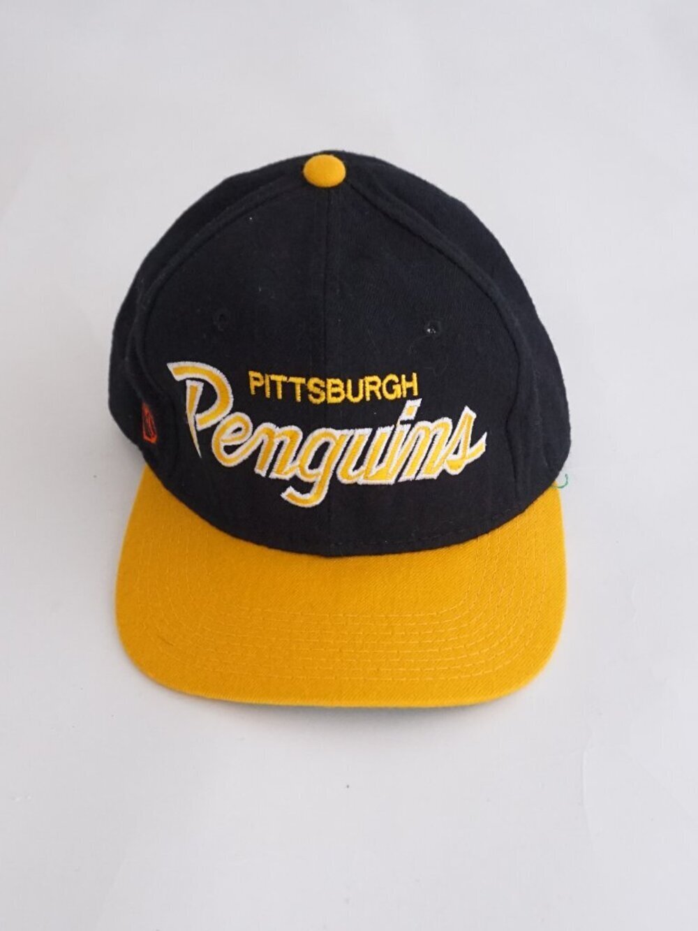 Vintage Pittsburgh Penguins Black Script Logo Wool Fitted Hat NHL Hockey 7 1/4